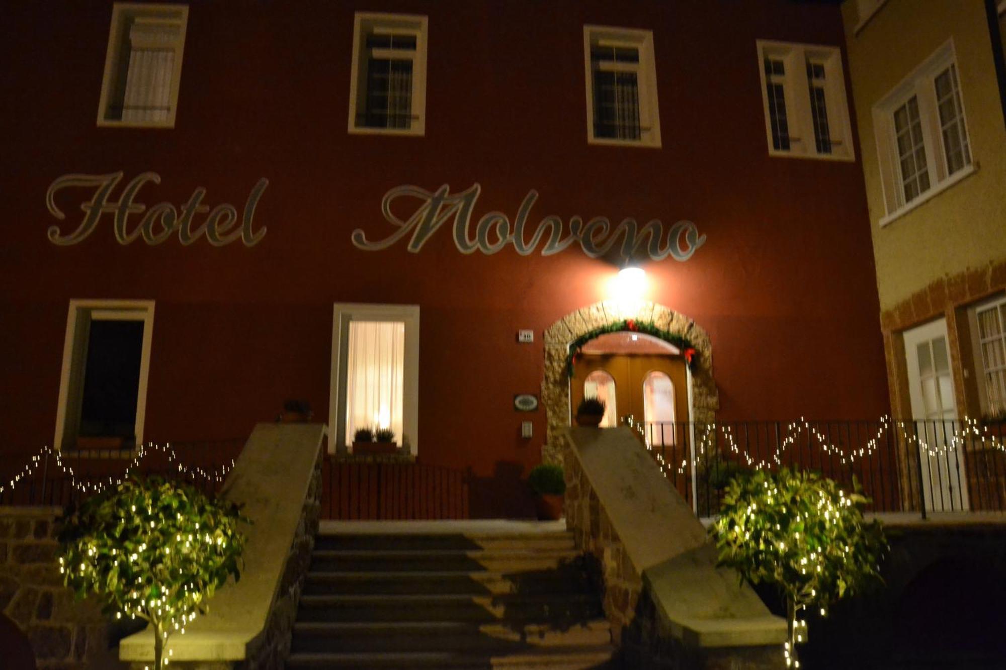 Grand Hotel Молвена Екстериор снимка