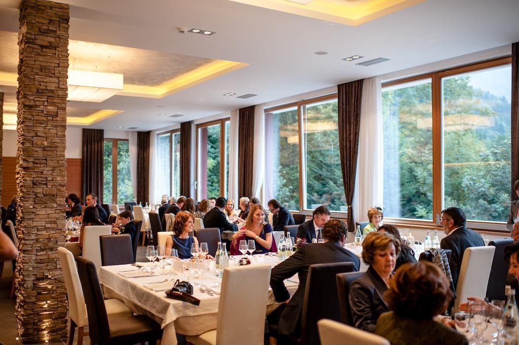 Grand Hotel Молвена Екстериор снимка